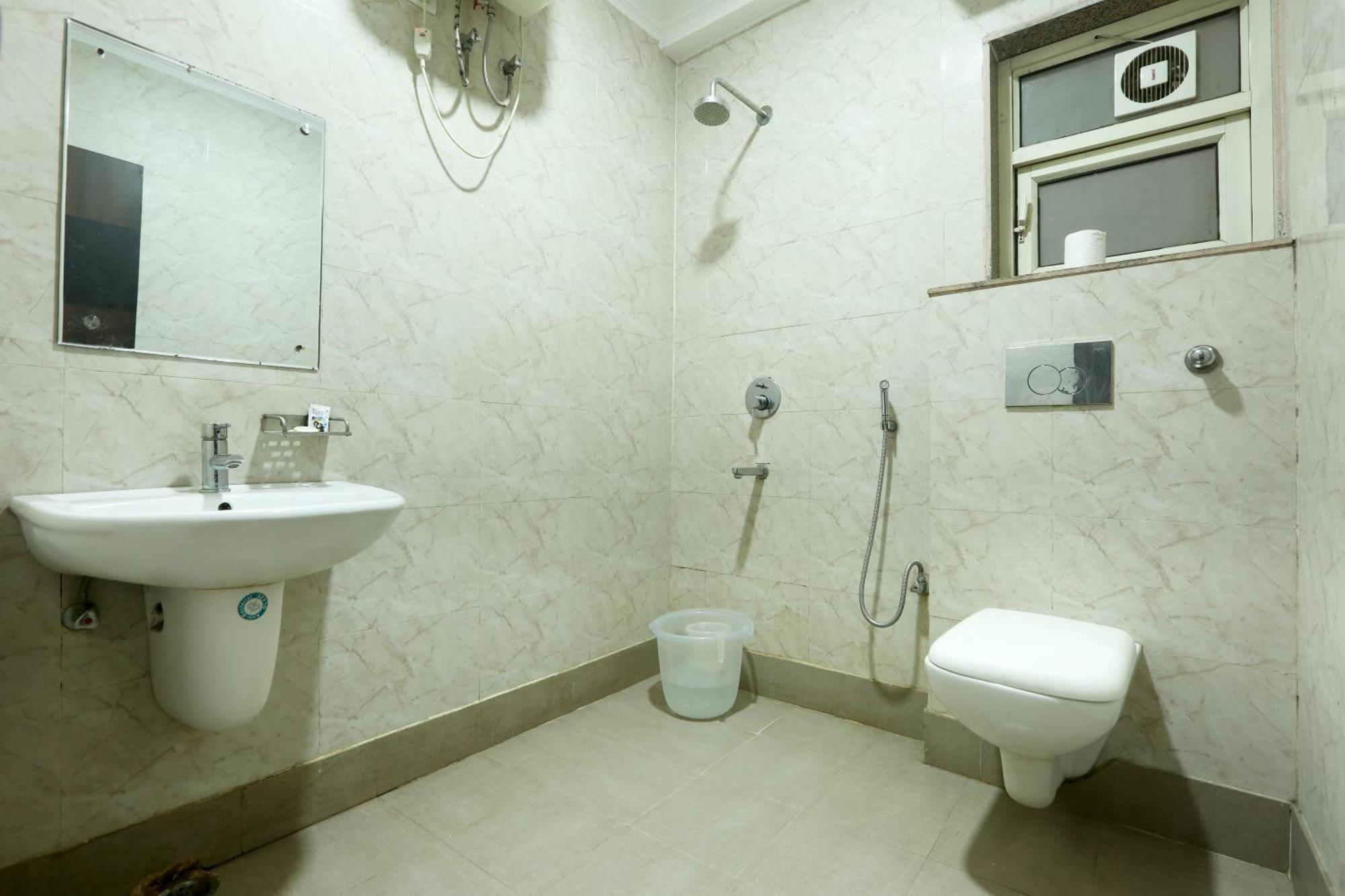 Mayank Plaza-near Igi Airport Terminal-3 Hotel New Delhi